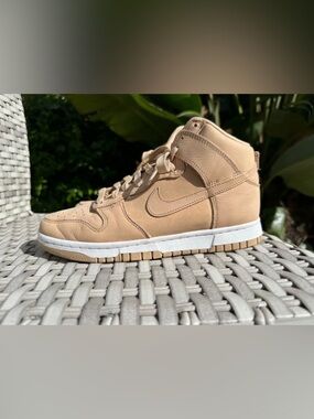 Size 8 - Nike Women's Dunk Premium High Vachetta Tan